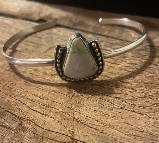 Royston Ribbon Lucky Horseshoe Cuff